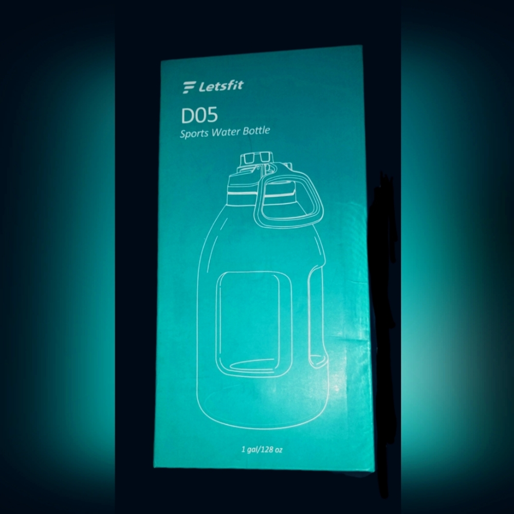 1 gallon water bottle